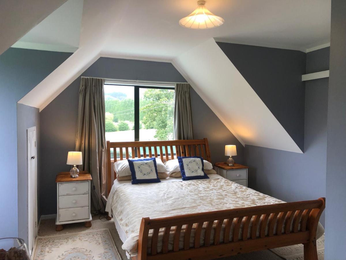 Hunua Ranges Bed and Breakfast Εξωτερικό φωτογραφία